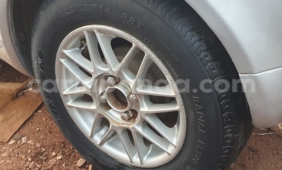 Gura Yakoze Toyota Vitz Silver Imodoka i Kampala mu Uganda Gura Yakoze Toyota Vitz Silver Imodoka i Kampala mu Uganda