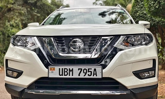 Acheter Occasion Voiture Nissan X–Trail Blanc à Kampala, Ouganda Acheter Occasion Voiture Nissan X–Trail Blanc à Kampala, Ouganda
