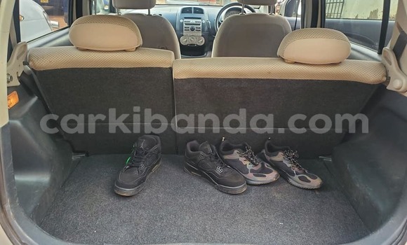 Acheter Occasion Voiture Toyota Passo Gris à Kampala, Ouganda Acheter Occasion Voiture Toyota Passo Gris à Kampala, Ouganda