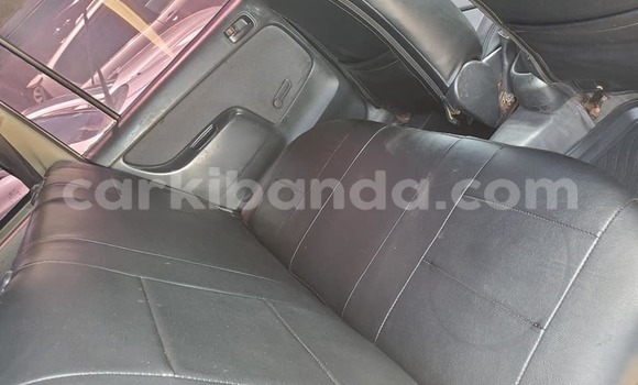 Acheter Occasion Voiture Toyota Succeed Marron à Kampala, Ouganda Acheter Occasion Voiture Toyota Succeed Marron à Kampala, Ouganda