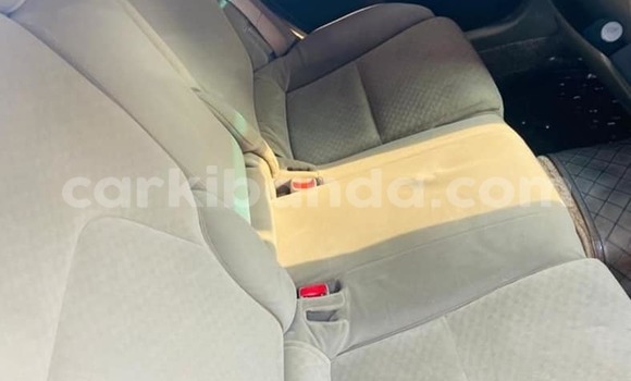 Acheter Occasion Voiture Toyota Mark X Blanc à Kampala, Ouganda Acheter Occasion Voiture Toyota Mark X Blanc à Kampala, Ouganda