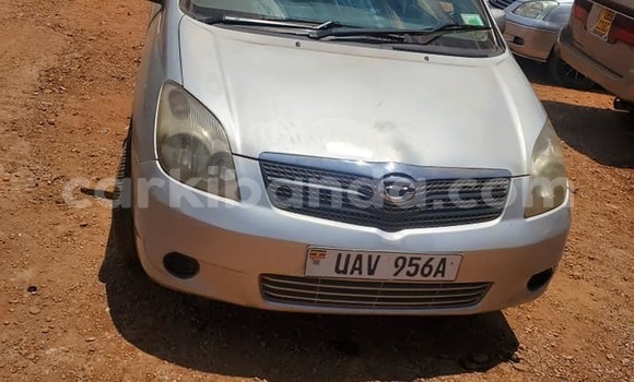 Acheter Occasion Voiture Toyota Spacio Gris à Kampala, Ouganda Acheter Occasion Voiture Toyota Spacio Gris à Kampala, Ouganda