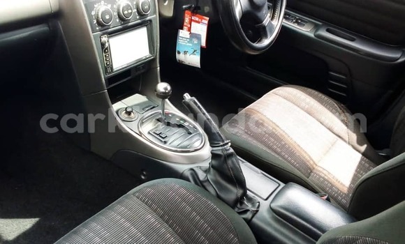 Acheter Occasion Voiture Toyota Altezza Gris à Kampala, Ouganda Acheter Occasion Voiture Toyota Altezza Gris à Kampala, Ouganda