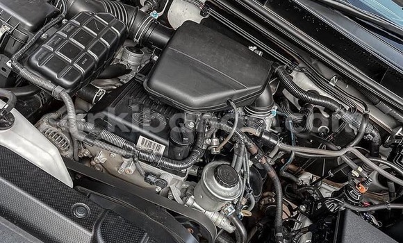 Acheter Occasion Voiture Toyota Land Cruiser Prado Gris à Kampala, Ouganda Acheter Occasion Voiture Toyota Land Cruiser Prado Gris à Kampala, Ouganda