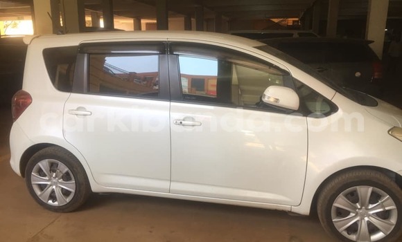 Buy Used Toyota Ractis White Car in Kampala in Uganda