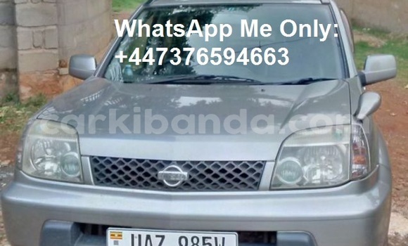 Nunua Ilio tumika Nissan X–Trail Fedha Gari ndani ya Kampala nchini Uganda Nunua Ilio tumika Nissan X–Trail Fedha Gari ndani ya Kampala nchini Uganda