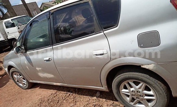 Acheter Occasion Voiture Toyota Opa Gris à Kampala, Ouganda