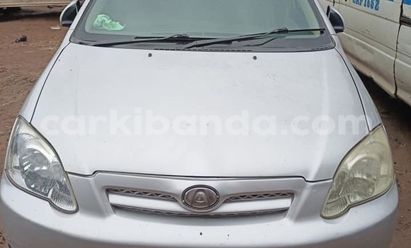 Nunua Ilio tumika Toyota Allex Fedha Gari ndani ya Kampala nchini Uganda