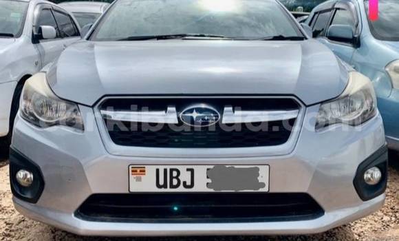 Gura Yakoze Subaru Impreza Silver Imodoka i Kampala mu Uganda Gura Yakoze Subaru Impreza Silver Imodoka i Kampala mu Uganda