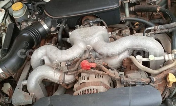 Gura Yakoze Subaru Forester White Imodoka i Kampala mu Uganda Gura Yakoze Subaru Forester White Imodoka i Kampala mu Uganda