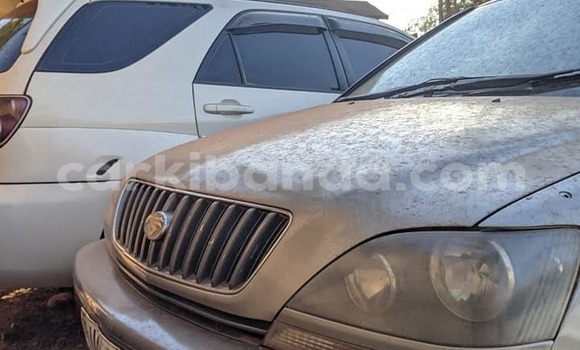 Gura Yakoze Toyota Harrier Other Imodoka i Kampala mu Uganda Gura Yakoze Toyota Harrier Other Imodoka i Kampala mu Uganda