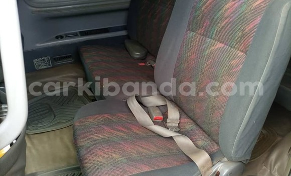 Gura Yakoze Toyota Noah Silver Imodoka i Kampala mu Uganda Gura Yakoze Toyota Noah Silver Imodoka i Kampala mu Uganda