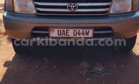 Gura Yakoze Toyota Land Cruiser Prado Blue Imodoka i Kampala mu Uganda Gura Yakoze Toyota Land Cruiser Prado Blue Imodoka i Kampala mu Uganda