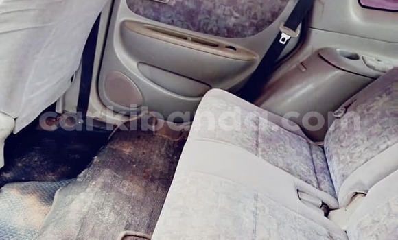 Gura Yakoze Toyota Spacio Silver Imodoka i Kampala mu Uganda Gura Yakoze Toyota Spacio Silver Imodoka i Kampala mu Uganda