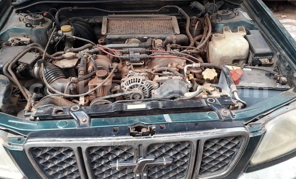 Gura Yakoze Subaru Forester Green Imodoka i Kampala mu Uganda Gura Yakoze Subaru Forester Green Imodoka i Kampala mu Uganda