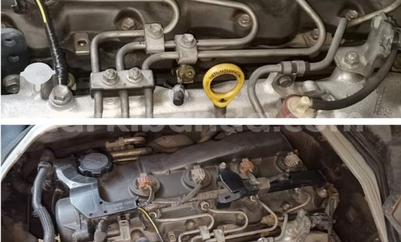 Nunua Ilio tumika Toyota Hiace Fedha Gari ndani ya Mbale nchini Uganda