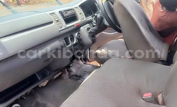 Buy Used Toyota Hiace Silver Car in Mbale in Uganda Buy Used Toyota Hiace Silver Car in Mbale in Uganda