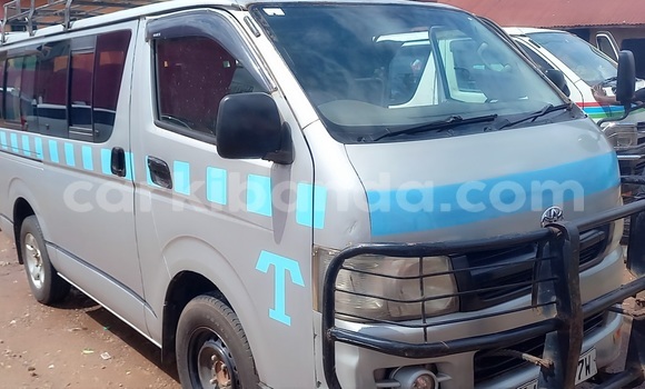 Buy Used Toyota Hiace Silver Car in Mbale in Uganda Buy Used Toyota Hiace Silver Car in Mbale in Uganda