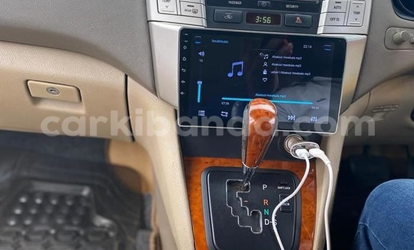 Buy Used Toyota Harrier White Car in Kampala in Uganda Buy Used Toyota Harrier White Car in Kampala in Uganda