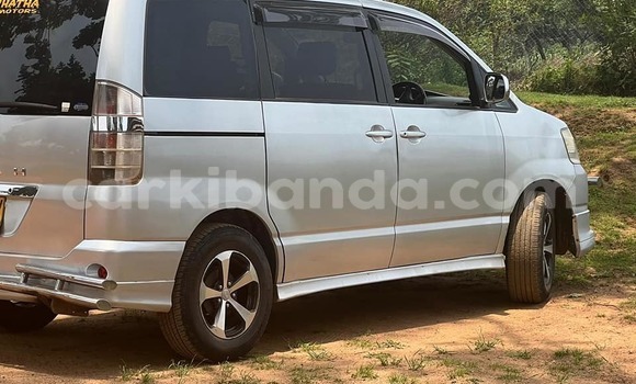 Buy Used Toyota Noah Silver Car in Kampala in Uganda Buy Used Toyota Noah Silver Car in Kampala in Uganda