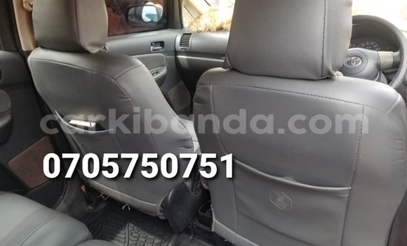Acheter Occasion Voiture Toyota Wish Noir à Kampala, Ouganda Acheter Occasion Voiture Toyota Wish Noir à Kampala, Ouganda