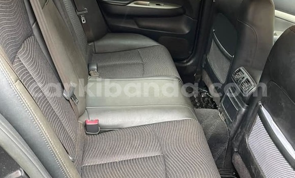 Acheter Occasion Voiture Nissan Skyline Noir à Kampala, Ouganda Acheter Occasion Voiture Nissan Skyline Noir à Kampala, Ouganda