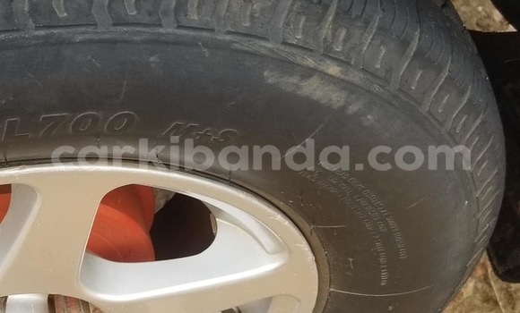 Acheter Occasion Voiture Toyota Premio Gris à Kampala, Ouganda Acheter Occasion Voiture Toyota Premio Gris à Kampala, Ouganda