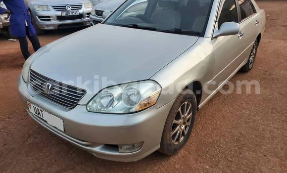 Nunua Ilio tumika Toyota Mark II Fedha Gari ndani ya Kampala nchini Uganda Nunua Ilio tumika Toyota Mark II Fedha Gari ndani ya Kampala nchini Uganda