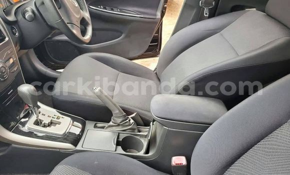 Nunua Ilio tumika Toyota Fielder Nyeusi Gari ndani ya Kampala nchini Uganda Nunua Ilio tumika Toyota Fielder Nyeusi Gari ndani ya Kampala nchini Uganda