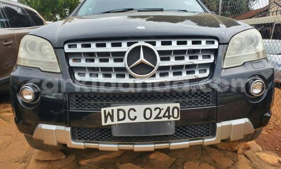 Acheter Occasion Voiture Mercedes‒Benz ML–Class Noir à Kampala, Ouganda