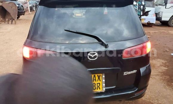 Nunua Ilio tumika Mazda Demio Nyeusi Gari ndani ya Kampala nchini Uganda Nunua Ilio tumika Mazda Demio Nyeusi Gari ndani ya Kampala nchini Uganda