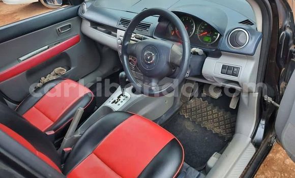 Nunua Ilio tumika Mazda Demio Nyeusi Gari ndani ya Kampala nchini Uganda Nunua Ilio tumika Mazda Demio Nyeusi Gari ndani ya Kampala nchini Uganda