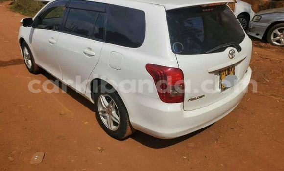Nunua Ilio tumika Toyota Fielder Nyeupe Gari ndani ya Kampala nchini Uganda Nunua Ilio tumika Toyota Fielder Nyeupe Gari ndani ya Kampala nchini Uganda