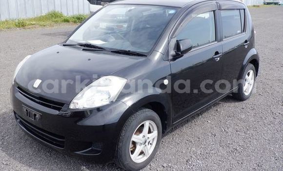 Acheter Occasion Voiture Toyota Passo Noir à Kampala, Ouganda Acheter Occasion Voiture Toyota Passo Noir à Kampala, Ouganda