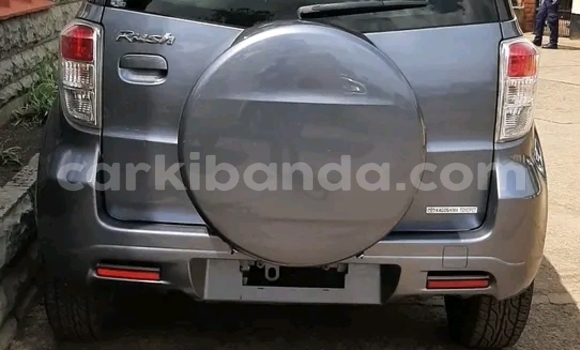 Acheter Occasion Voiture Toyota Rush Gris à Kampala, Ouganda Acheter Occasion Voiture Toyota Rush Gris à Kampala, Ouganda