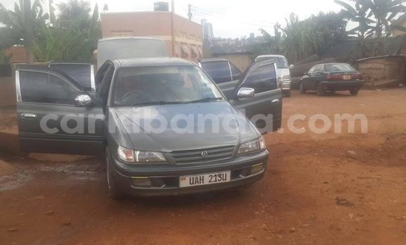 Acheter Occasion Voiture Toyota Premio Autre à Kampala, Ouganda Acheter Occasion Voiture Toyota Premio Autre à Kampala, Ouganda