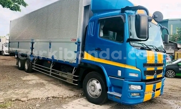 Nunua Ilio tumika Mitsubishi L400 Fedha Lori ndani ya Kampala nchini Uganda Nunua Ilio tumika Mitsubishi L400 Fedha Lori ndani ya Kampala nchini Uganda