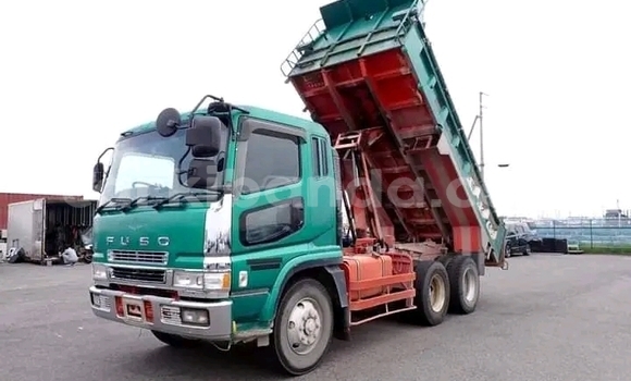 Acheter Occasion Utilitaire Mitsubishi L400 Bleu à Kampala, Ouganda