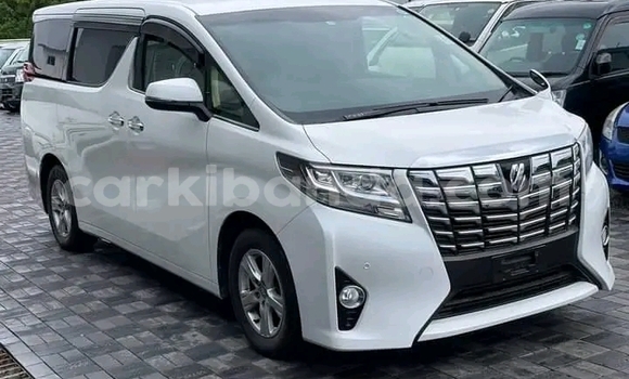Buy Used Toyota Alphard White Car in Kampala in Uganda