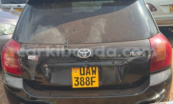Gura Yakoze Toyota Allex Black Imodoka i Kampala mu Uganda Gura Yakoze Toyota Allex Black Imodoka i Kampala mu Uganda