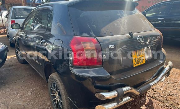 Gura Yakoze Toyota Allex Black Imodoka i Kampala mu Uganda Gura Yakoze Toyota Allex Black Imodoka i Kampala mu Uganda
