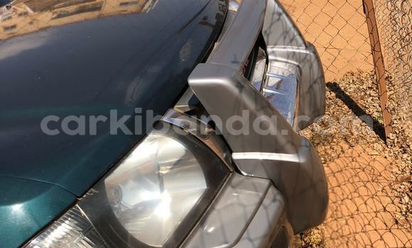 Gura Yakoze Mitsubishi Pajero Green Imodoka i Kampala mu Uganda Gura Yakoze Mitsubishi Pajero Green Imodoka i Kampala mu Uganda