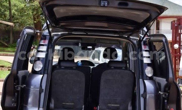 Gura Yakoze Toyota Sienta Other Imodoka i Kampala mu Uganda Gura Yakoze Toyota Sienta Other Imodoka i Kampala mu Uganda