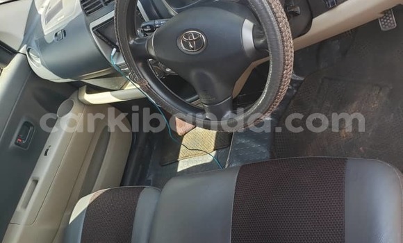 Gura Yakoze Toyota Passo Silver Imodoka i Kampala mu Uganda Gura Yakoze Toyota Passo Silver Imodoka i Kampala mu Uganda