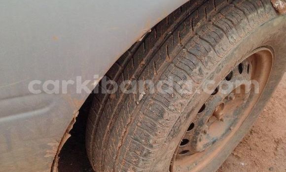 Gura Yakoze Toyota Starlet Silver Imodoka i Kampala mu Uganda Gura Yakoze Toyota Starlet Silver Imodoka i Kampala mu Uganda