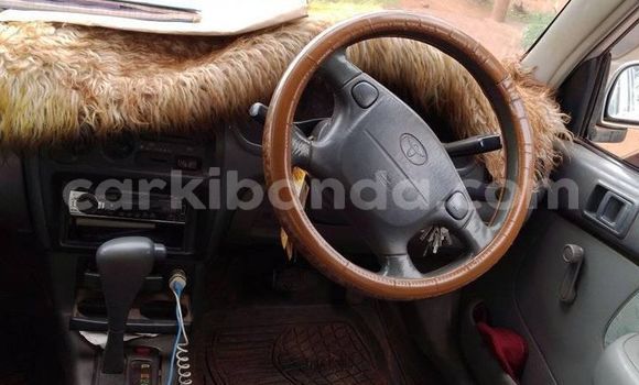 Gura Yakoze Toyota Starlet Silver Imodoka i Kampala mu Uganda Gura Yakoze Toyota Starlet Silver Imodoka i Kampala mu Uganda