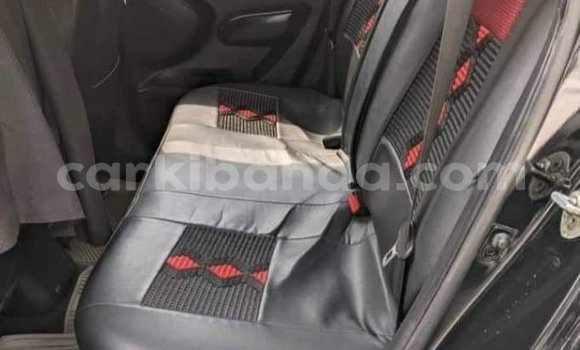 Buy Used Hyundai Tucson Black Car in Kampala in Uganda Buy Used Hyundai Tucson Black Car in Kampala in Uganda