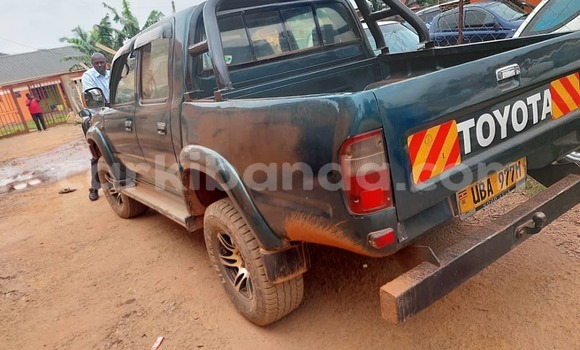 Gura Yakoze Toyota Hilux Other Imodoka i Kampala mu Uganda Gura Yakoze Toyota Hilux Other Imodoka i Kampala mu Uganda