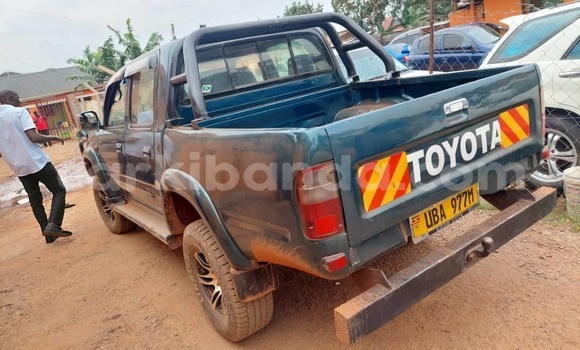 Gura Yakoze Toyota Hilux Other Imodoka i Kampala mu Uganda Gura Yakoze Toyota Hilux Other Imodoka i Kampala mu Uganda