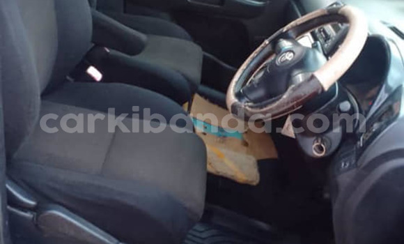 Acheter Occasion Voiture Toyota Wish Gris à Kampala, Ouganda Acheter Occasion Voiture Toyota Wish Gris à Kampala, Ouganda